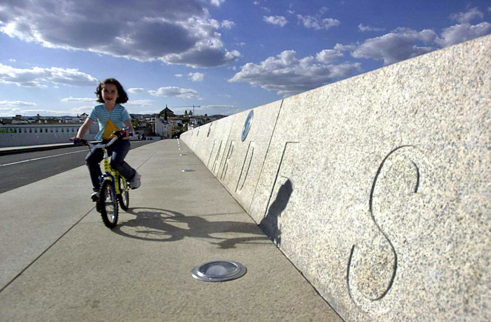 0701_Puente_Miraflores__B08